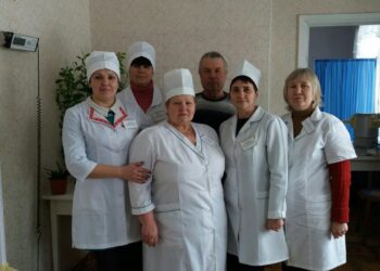 Колектив Лутовинівської АЗПСМ